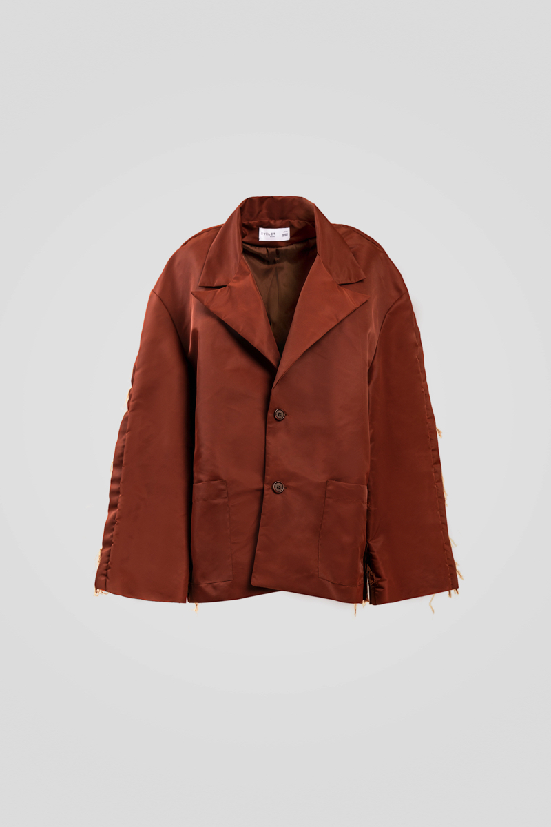 Eyelet Milano lancia la giacca per l'Earth Day 1 AAGNyqJ5AAAAAElFTkSuQmCC