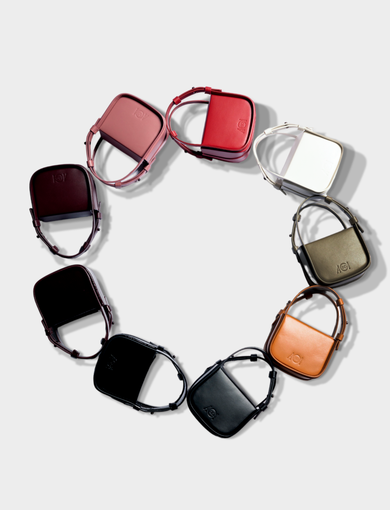 Mini Me Bag: l'eleganza sartoriale incarnata 1