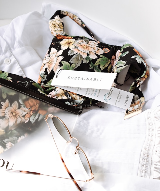 How to buy ethical and sustainable fashion 1 r25IQAEAAAAAAAAAAAAAAAAAAAAAAAAAAAAAAAAAAAAAAAAAAAAAAAAAAAAAAAAAAAAAAAAAAAAAAAAAAAAAwJEB8MkAAQYLnkwAAAAASUVORK5CYII=