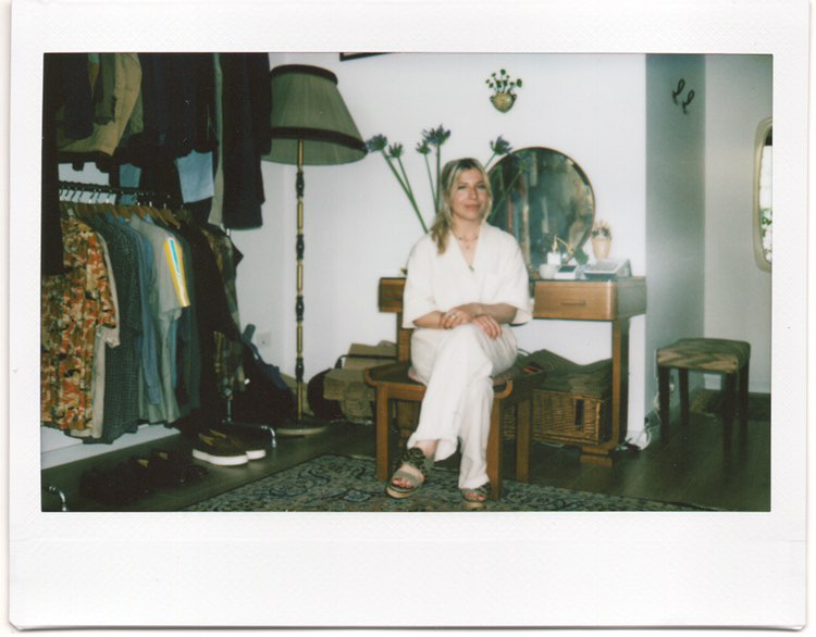 Dall'adrenalina della moda al fascino del 2nd hand e del vintage 2 AO foto portrait credit tales of humans and places