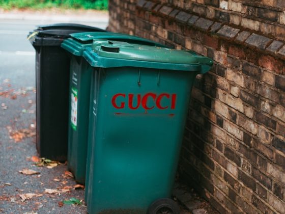 Il futuro incerto della moda che non rispetta gli obiettivi climatici 6 fashion disaster