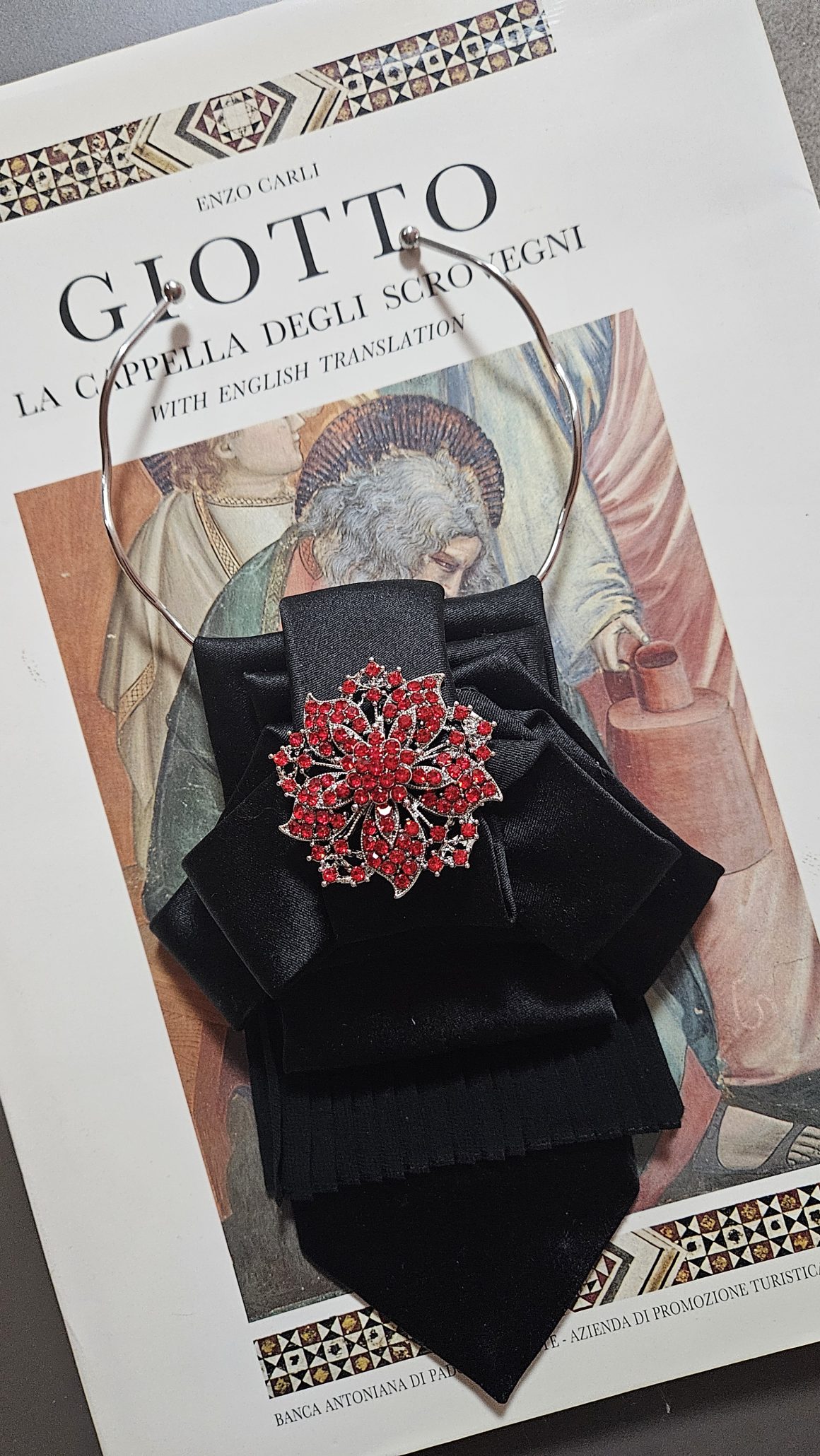 Cravattology, l'upcycling d'artista per le cravatte 3 Cravattology3