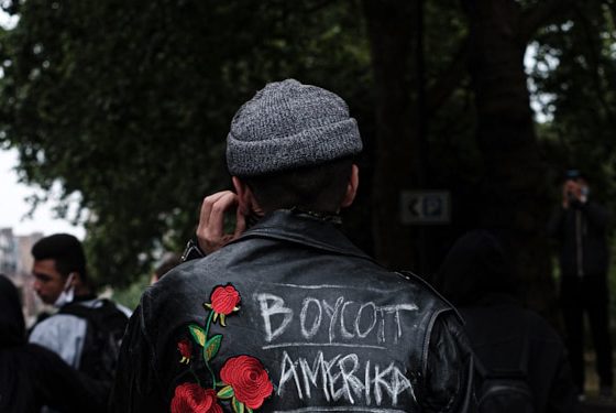 People have the power: le 5 regole per boicottare Amazon 4
