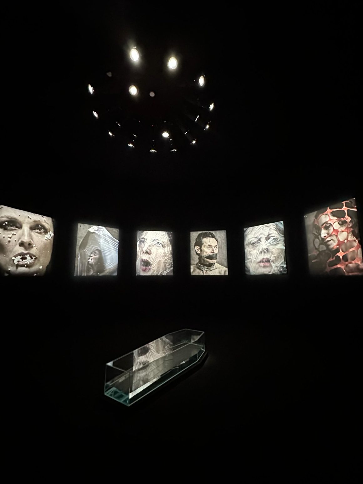 BREATHTAKING di Fabrizio Ferri: quando arte, scienza e coscienza ambientale si incontrano a Milano 3 Breathtaking FabrizioFerri 5