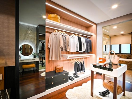 Comprare dagli armadi degli altri ovvero il fenomeno del closet sale 7