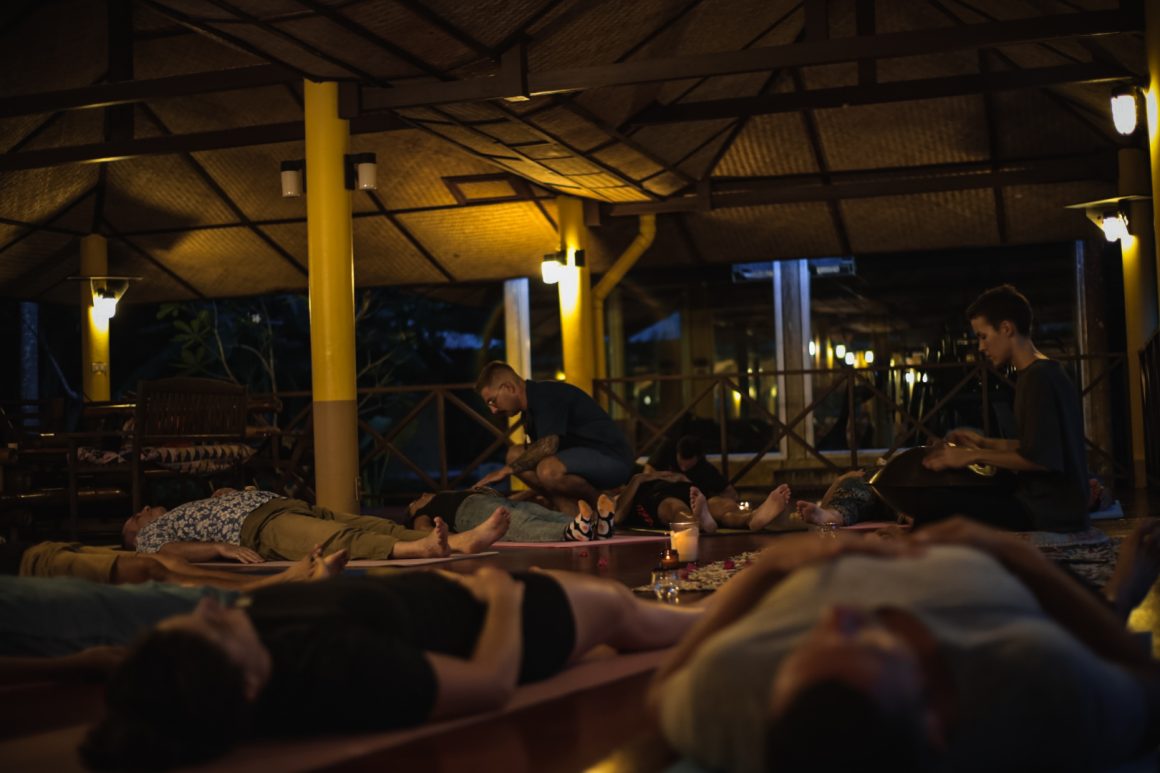 Il potere del respiro: tecniche e benefici per il benessere quotidiano (INTERVISTA) 3 sessione respirazione