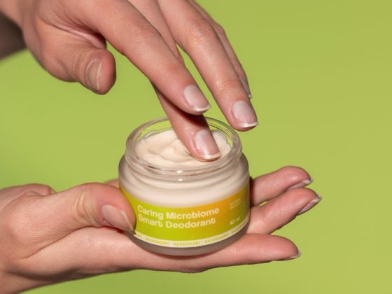 Caring Microbiome Smart Deodorant: il deodorante naturale che rivoluziona la tua routine green 2