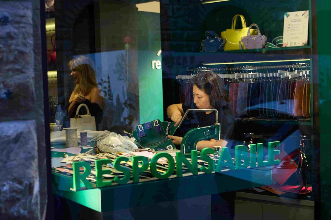 Rimettere al centro il "fare bene": il design etico di RERERI 4 RERERI Opening Firenze 94 1